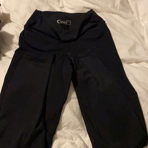 Zyia scrunchy butt leggings. Brilliant
